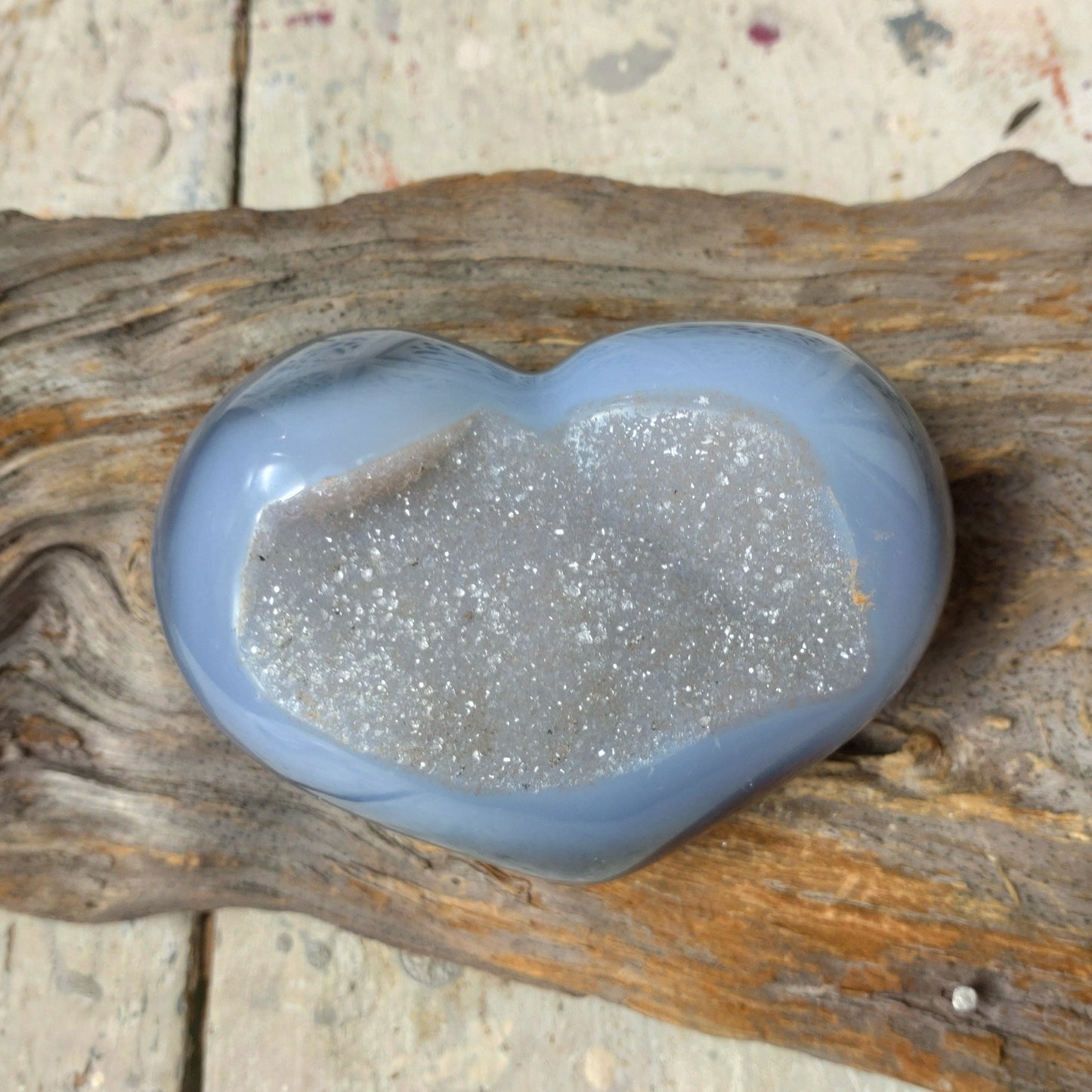 Hjärta av Agat med druzy DSC-3458