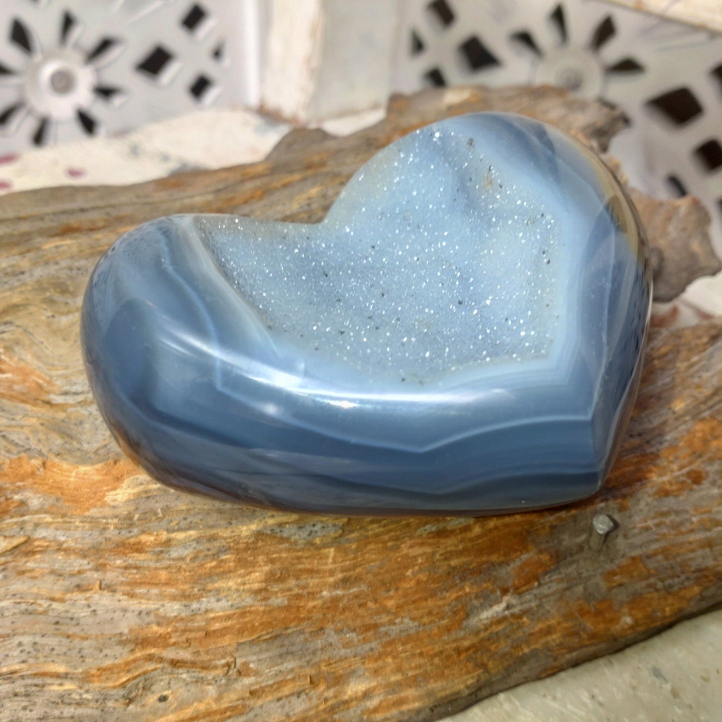 Hjärta av Agat med druzy DSC-3461