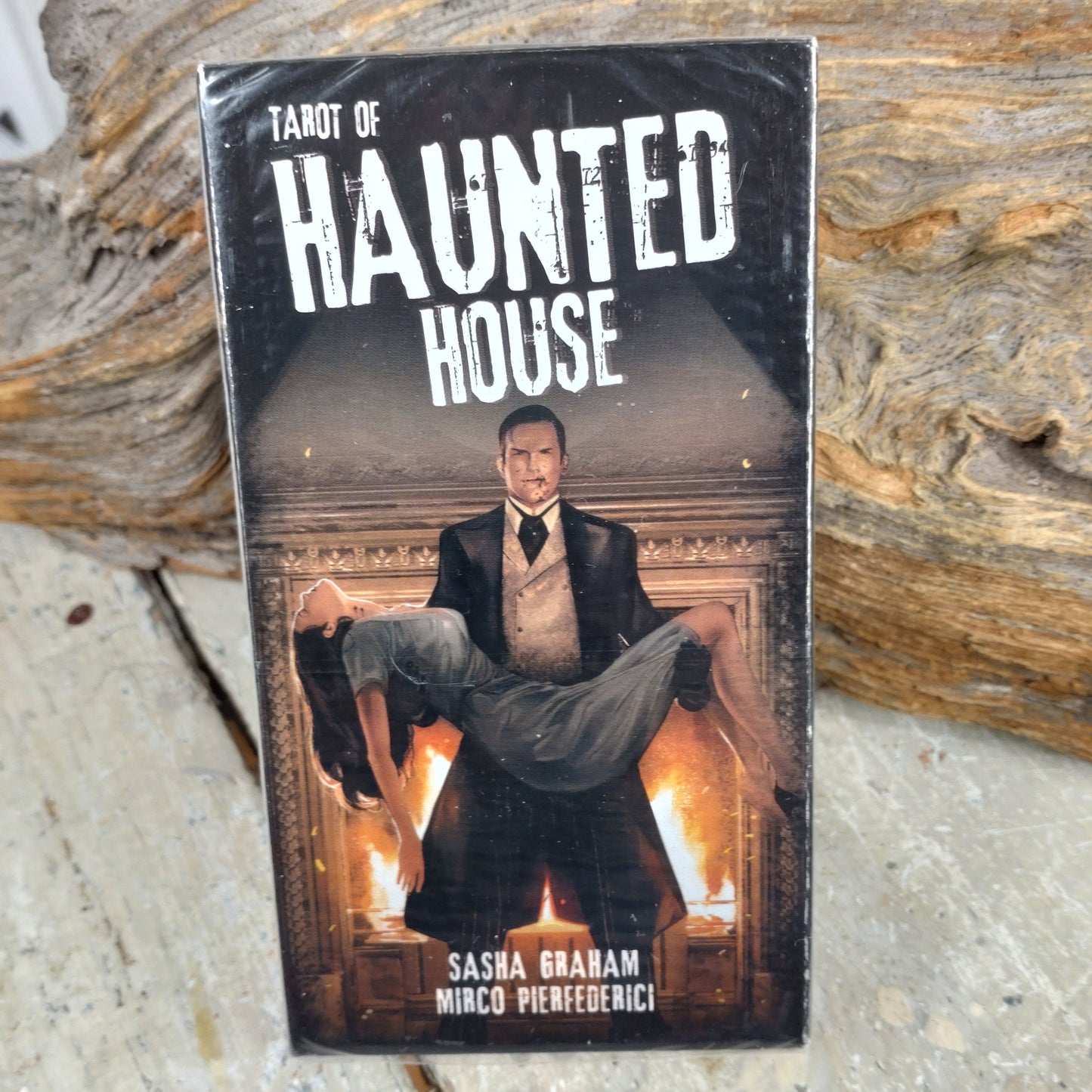 Tarot of haunted house DSC-5356