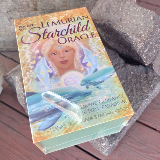 Lemurian Starchild Oracle cards. Guidebok via QR code. Lemurianspets medföljer denna kortlek. Värde 50 kr DSC-5564