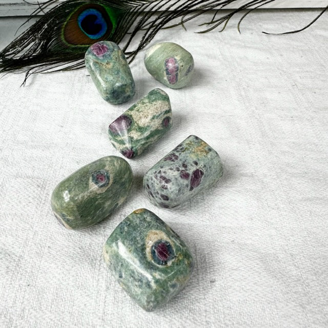 Rubinfuchsit cuddle stone IMG-20230918_131646
