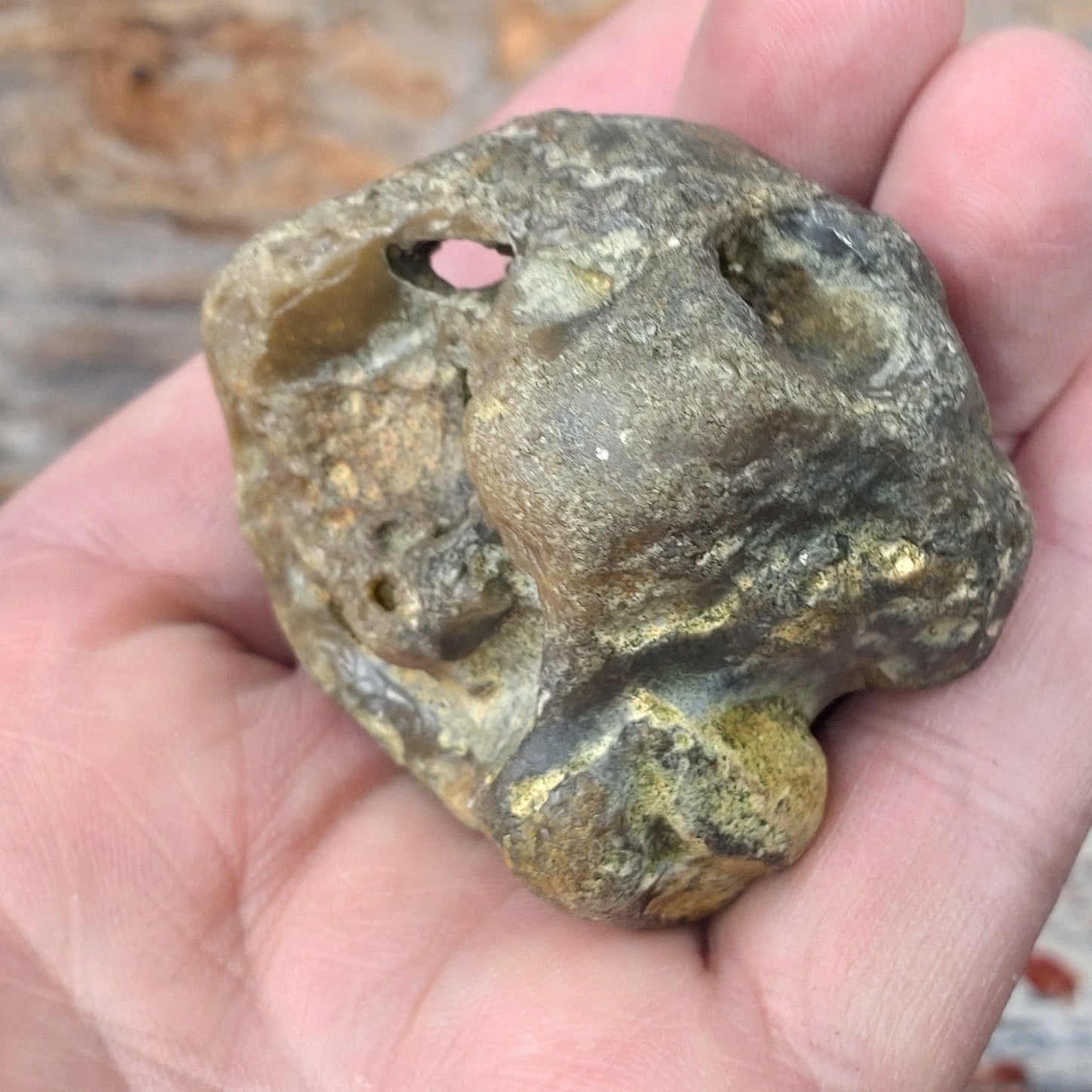 Äkta Häxsten/Hag stone i Flinta.