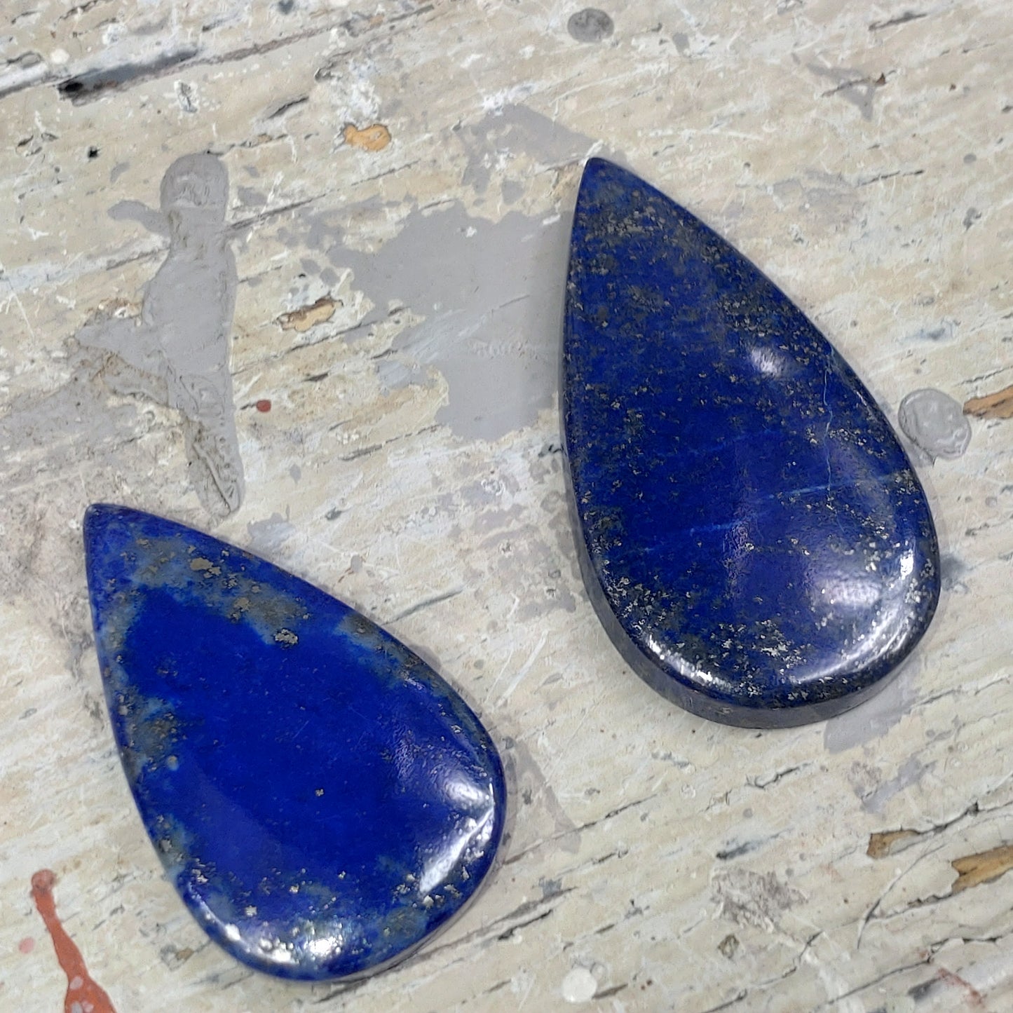 Lapis lazuli cabochon