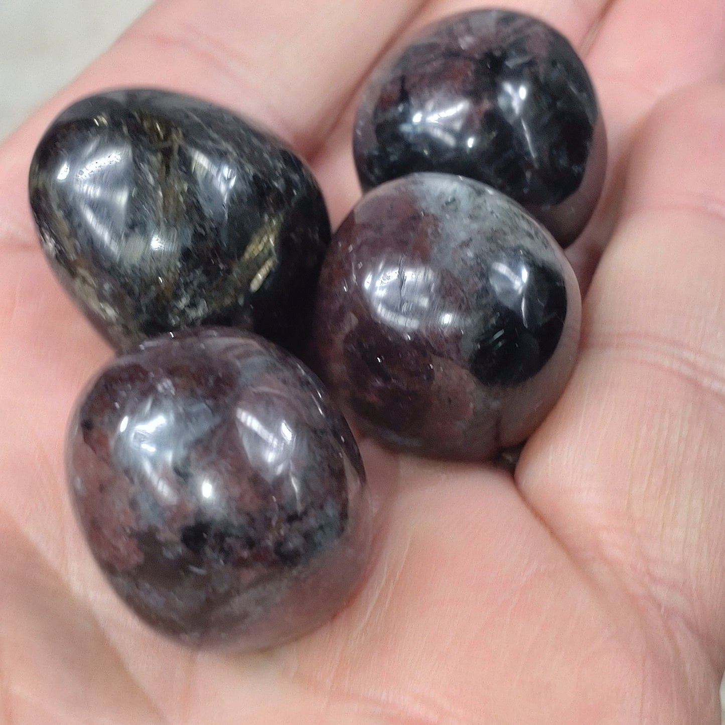 Antofyllit med Granat