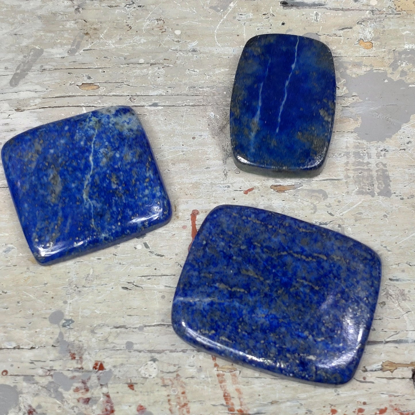 Lapis lazuli cabochon
