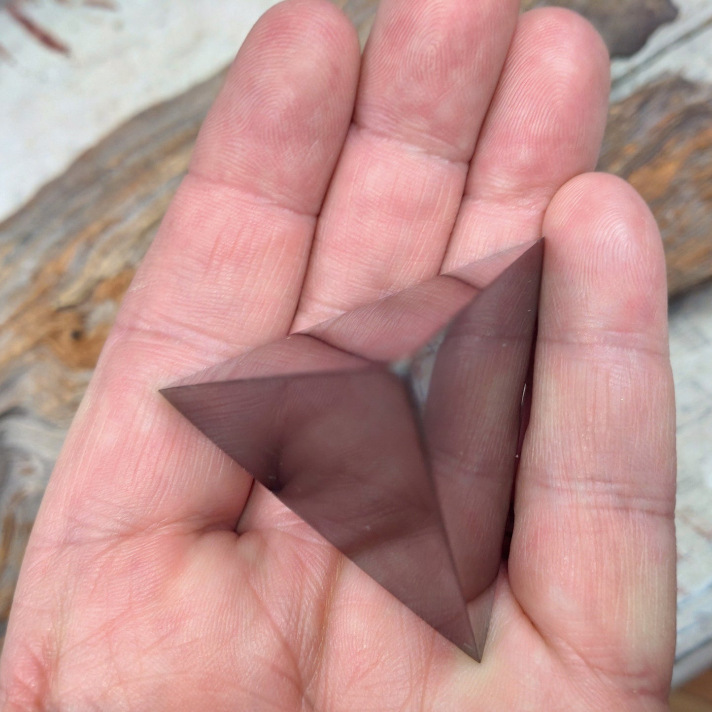 Shungit Tetrahedron (Polerad)