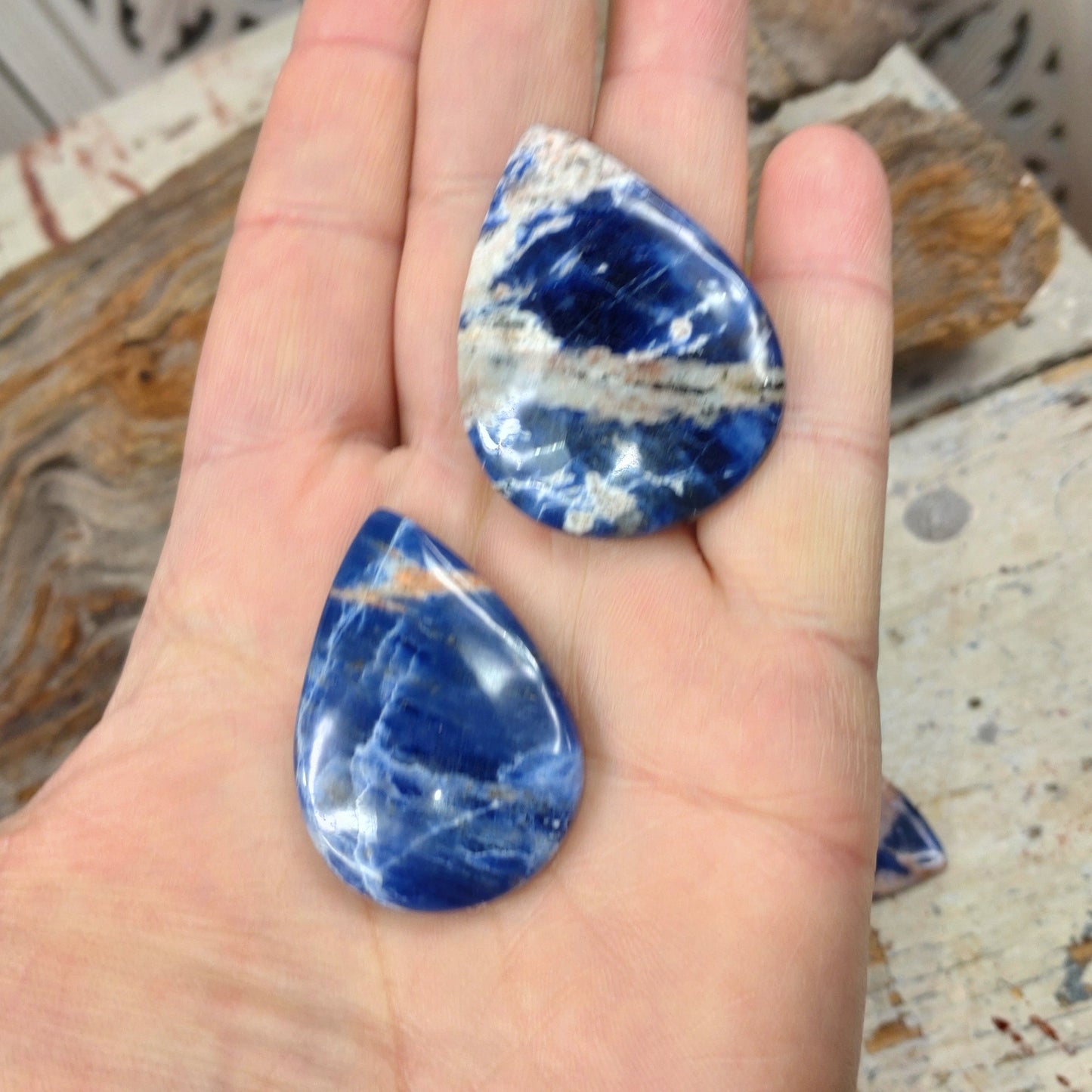 Sodalit cabochon