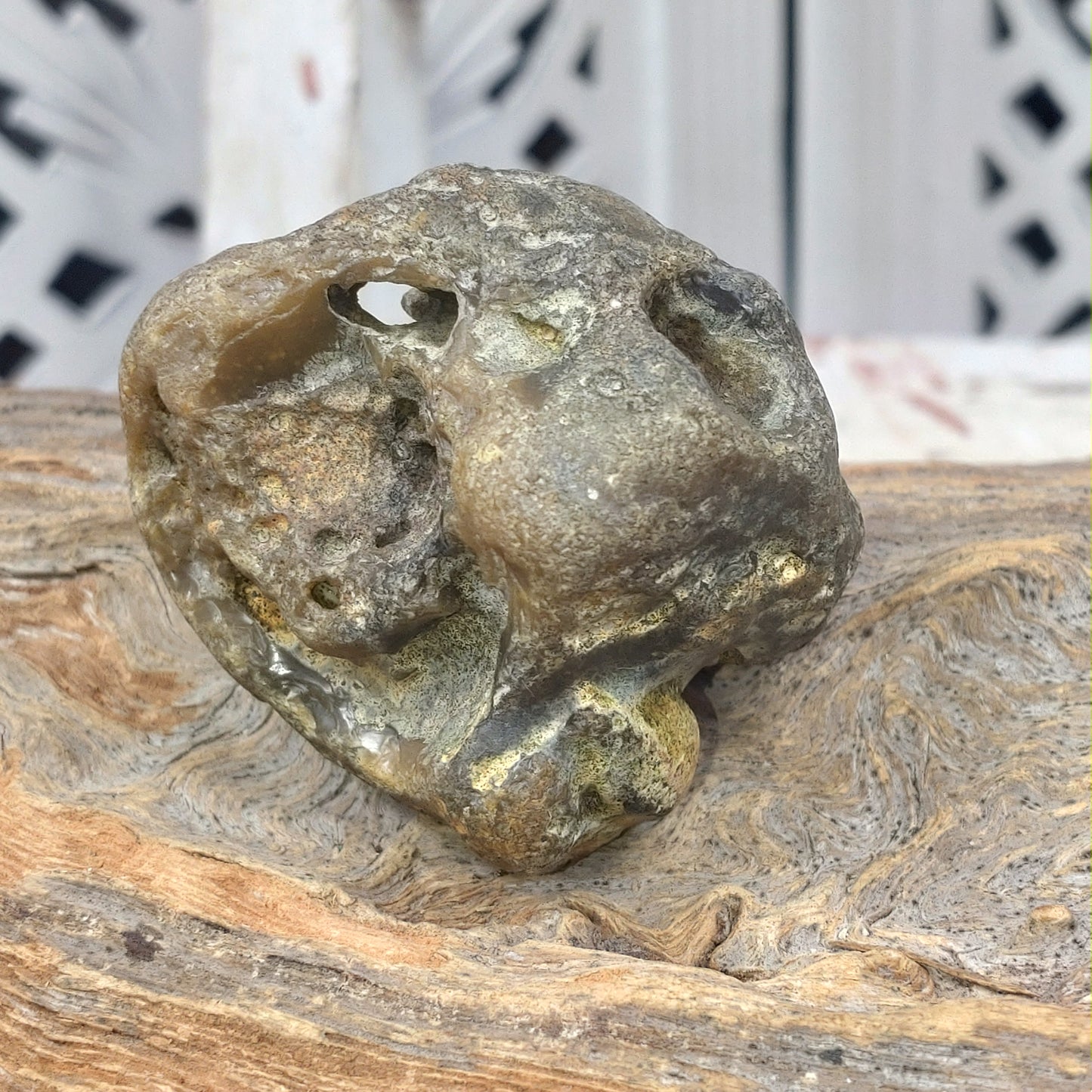 Äkta Häxsten/Hag stone i Flinta.