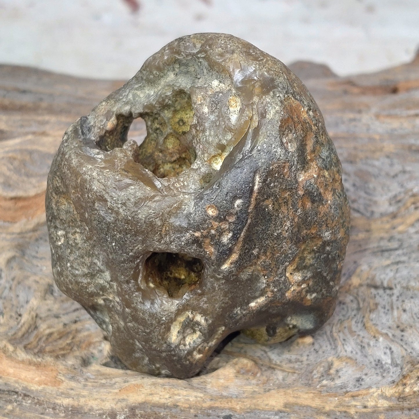 Äkta Häxsten/Hag stone i Flinta.