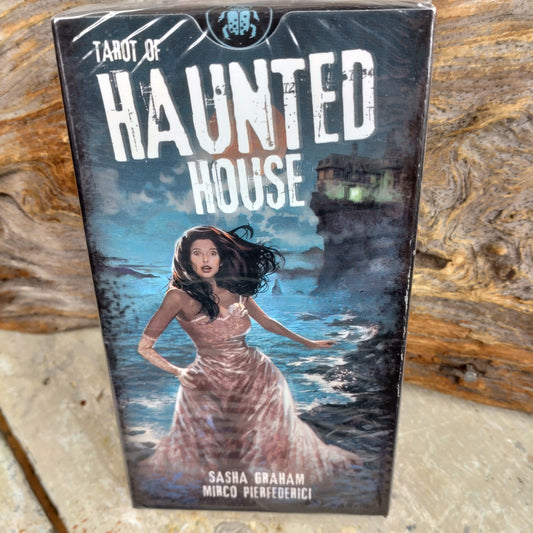 Tarot of haunted house DSC-5355