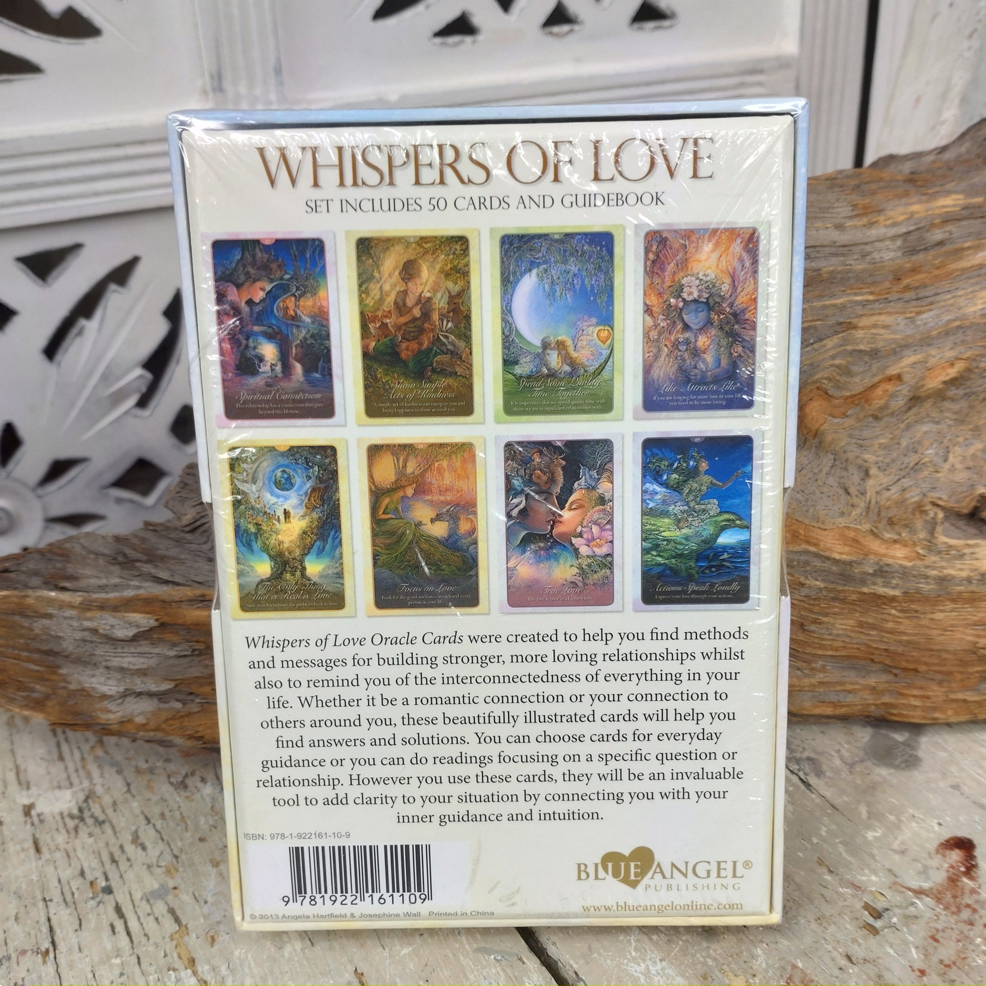 Whispers of love Oracle cards DSC-5382