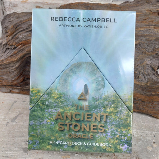 The ancient stones Oracle. Rebecca Campbell.