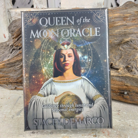 Queen of the moon Oracle