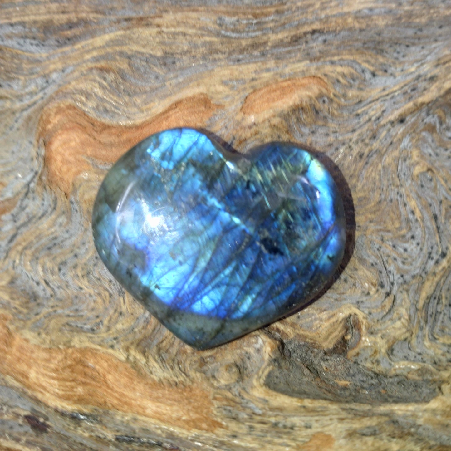 Labradorit ❤️ hjärta