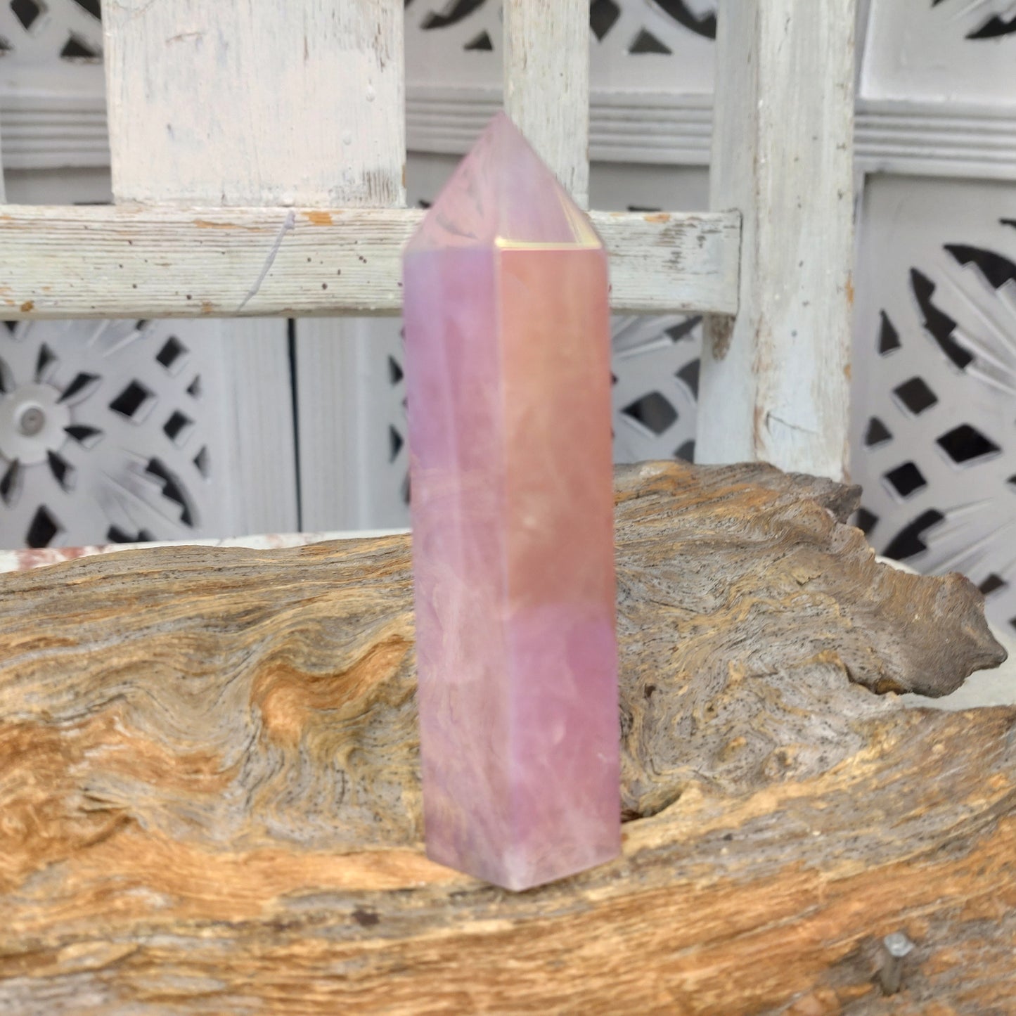 Rosenkvarts torn med Aura