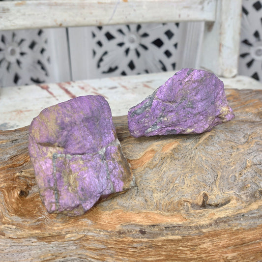 Purpurit Rå, stora bitar.