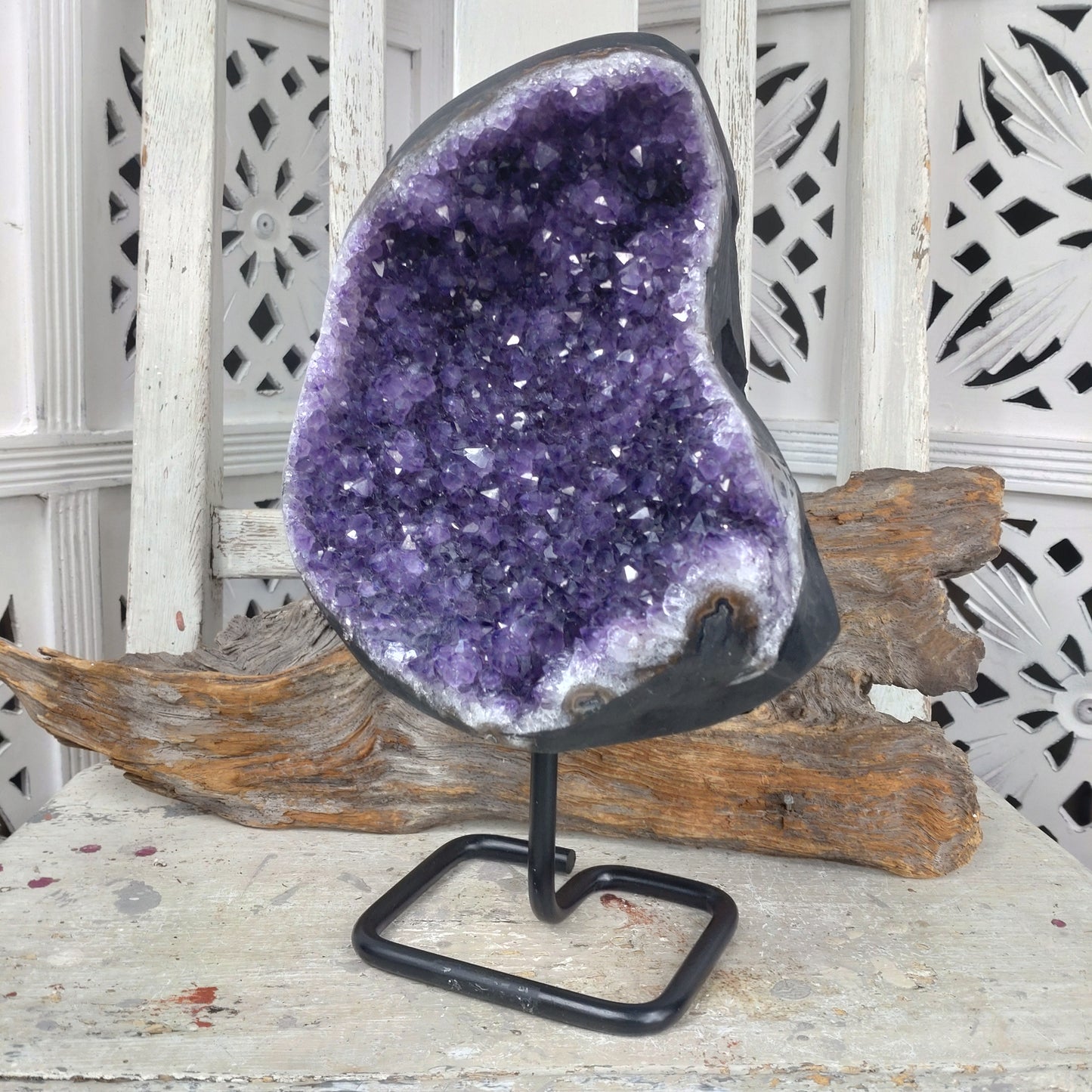 Ametistkluster ✨ på ställ.